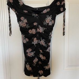 Express Women’s Cinched Bell Low Cut Top